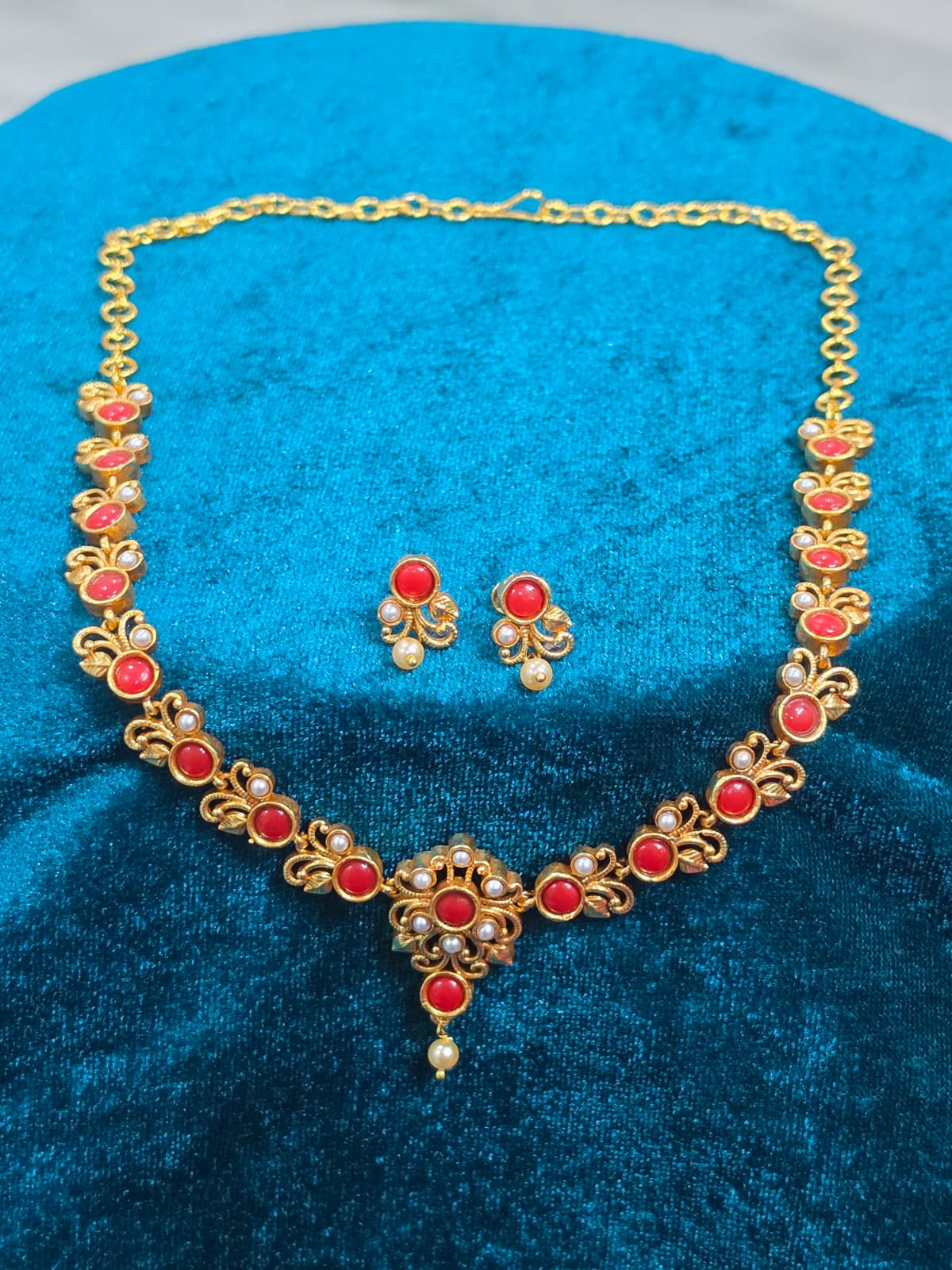 Pure Panchaloham Coral & Pearl Necklace Set - Image 3