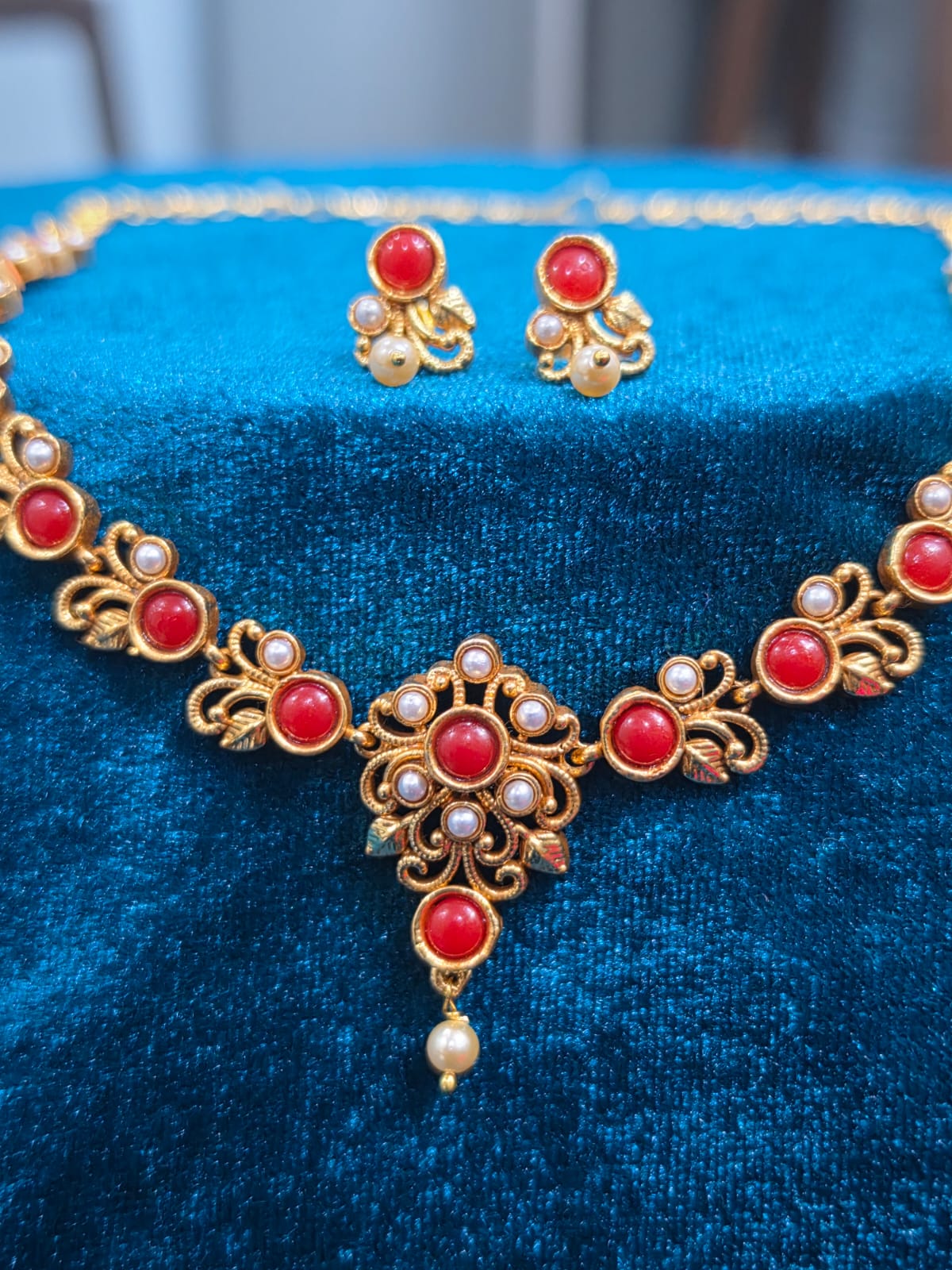Pure Panchaloham Coral & Pearl Necklace Set - Image 2